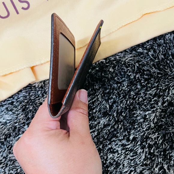 ❌❌SOLD ❌❌Louis Vuitton Monogram card Holder - Picture 3 of 5